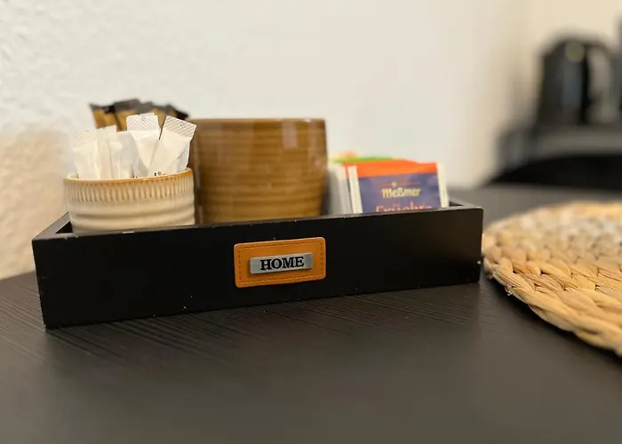 Miami , Naehe Duesseldorf ,messe ,hbf ,city, Wifi, Helios Hospital Lejlighed Krefeld